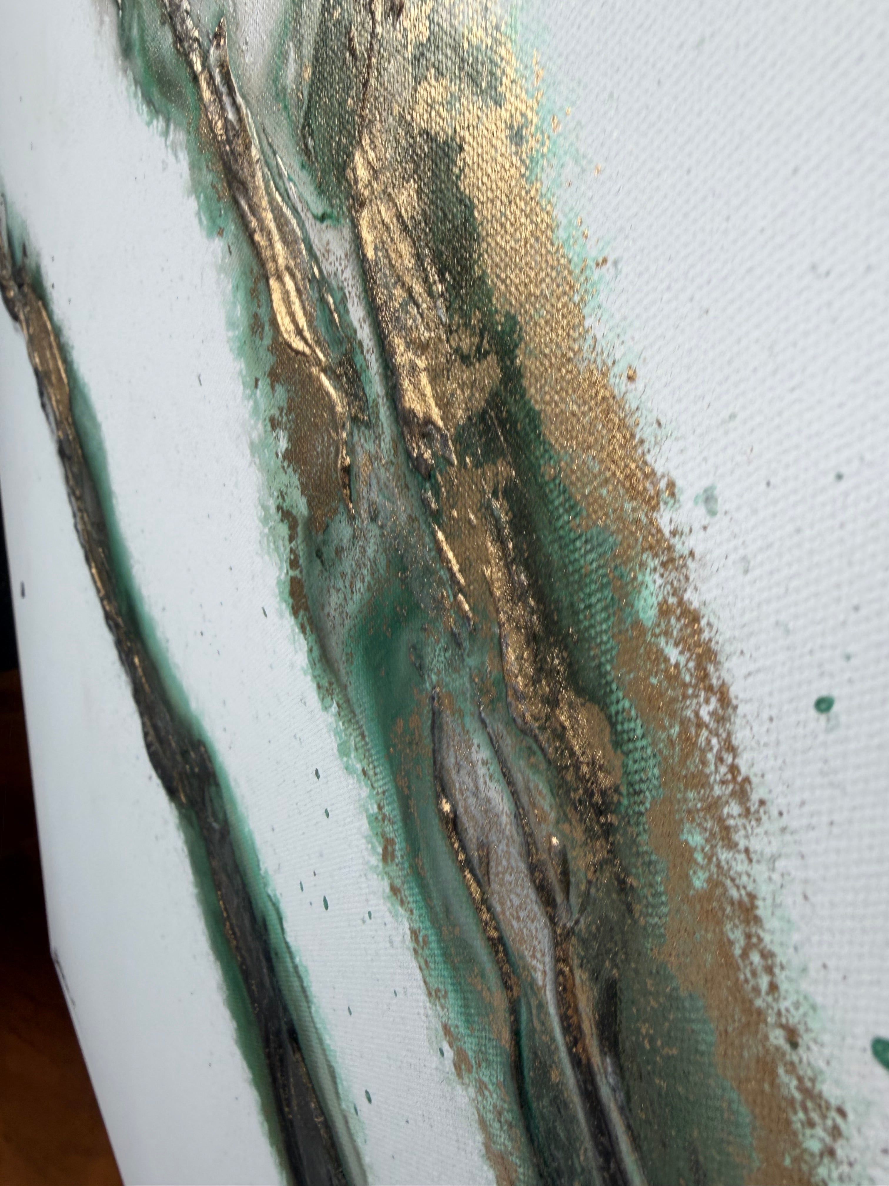 Detail of Rooted 1 at the canvas edge, where green and gold meet raw white