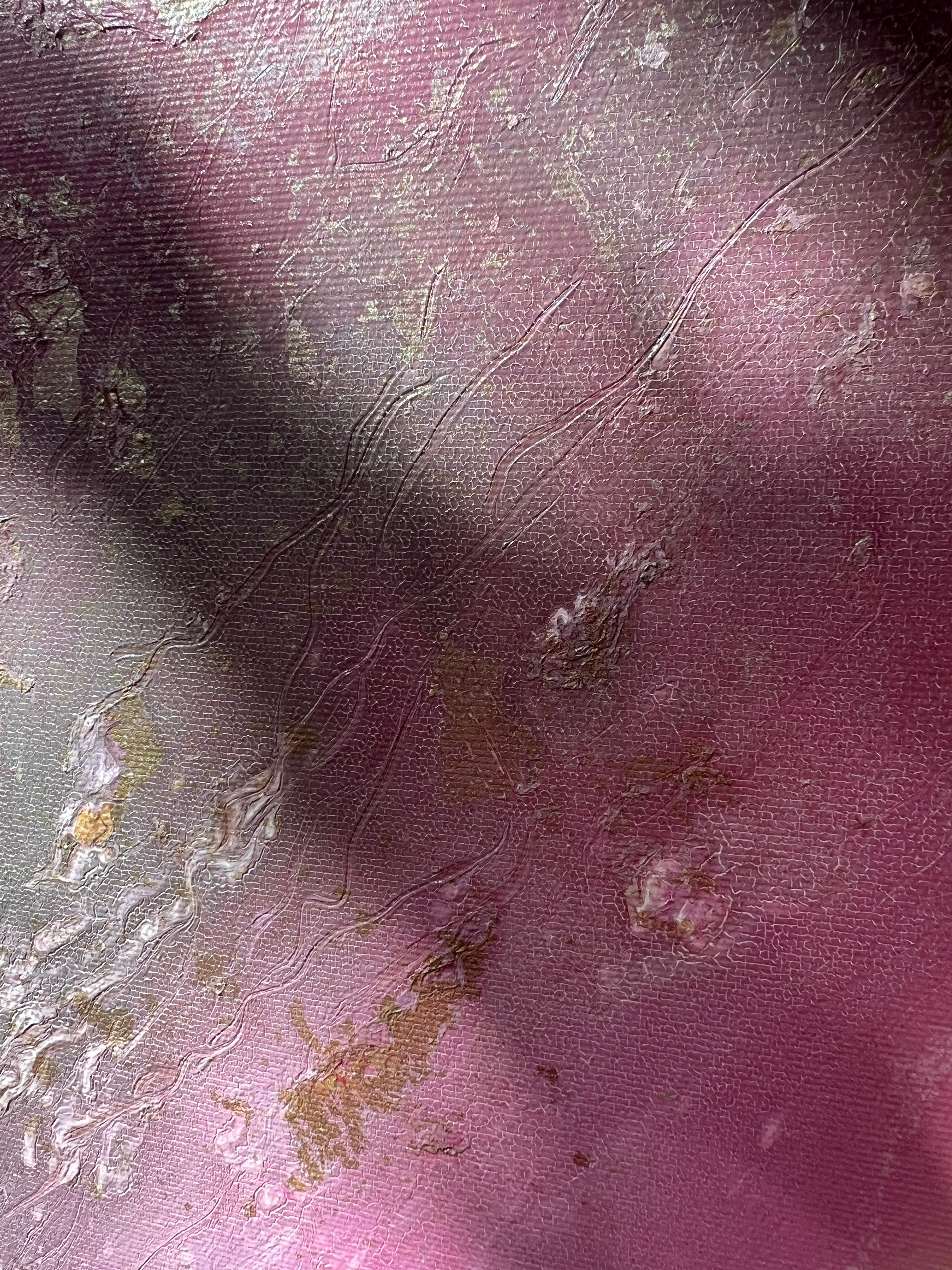Close-up of mauve and gold spray flecks on the surface of Flow